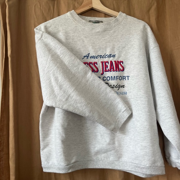VINTAGE 80’s GUESS Crewneck 3/4 sleeve (M) - Picture 2 of 4